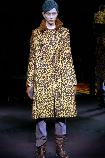 Look 37
